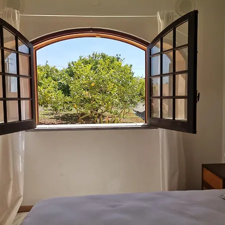Casa Com Arte - Hospitality & Rural Impact Vermelha