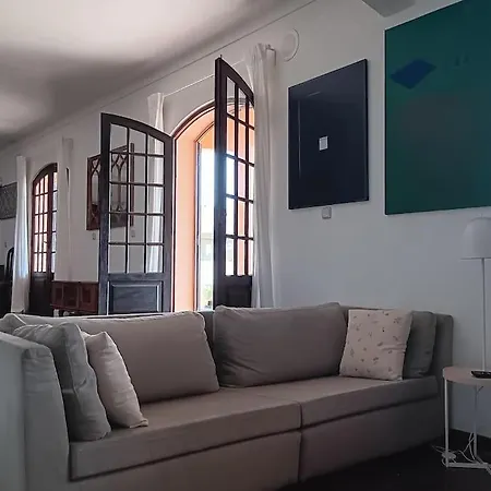 Casa Com Arte - Hospitality & Rural Impact Vermelha